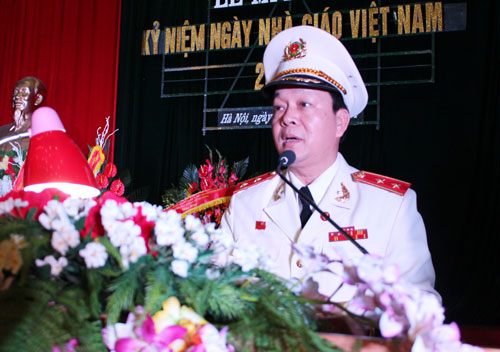 Trung tướng, GS.TS Nguyễn Xuân Yêm, Bí thư Đảng ủy, Giám đốc Học viện phát biểu đáp từ tại buổi lễ